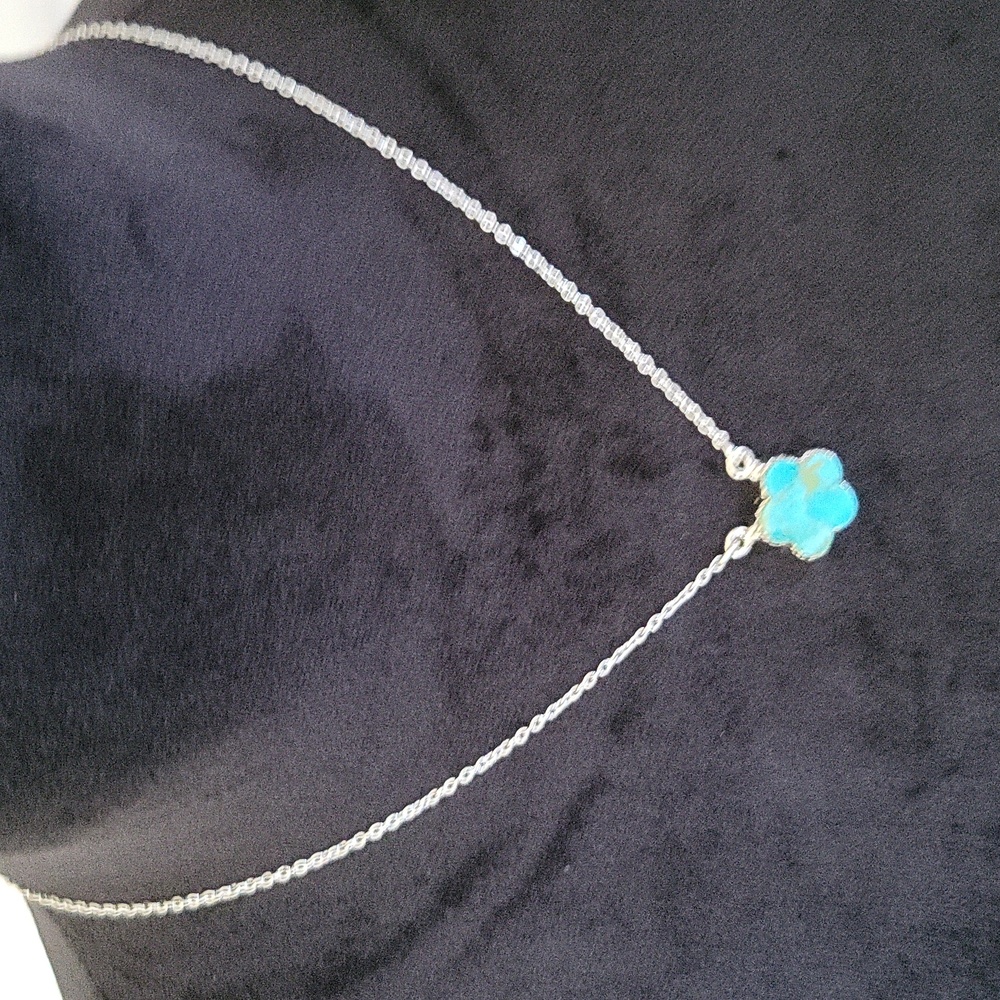 Elegant .925 Sterling Silver Turquoise Pendant Necklace